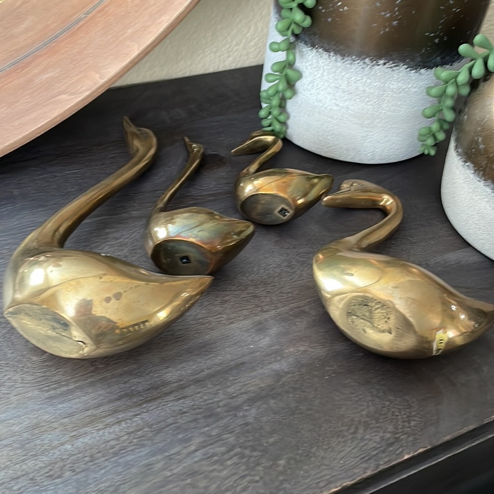 Vintage Set Of 4 Solid Brass Swans - Picture 11 of 11
